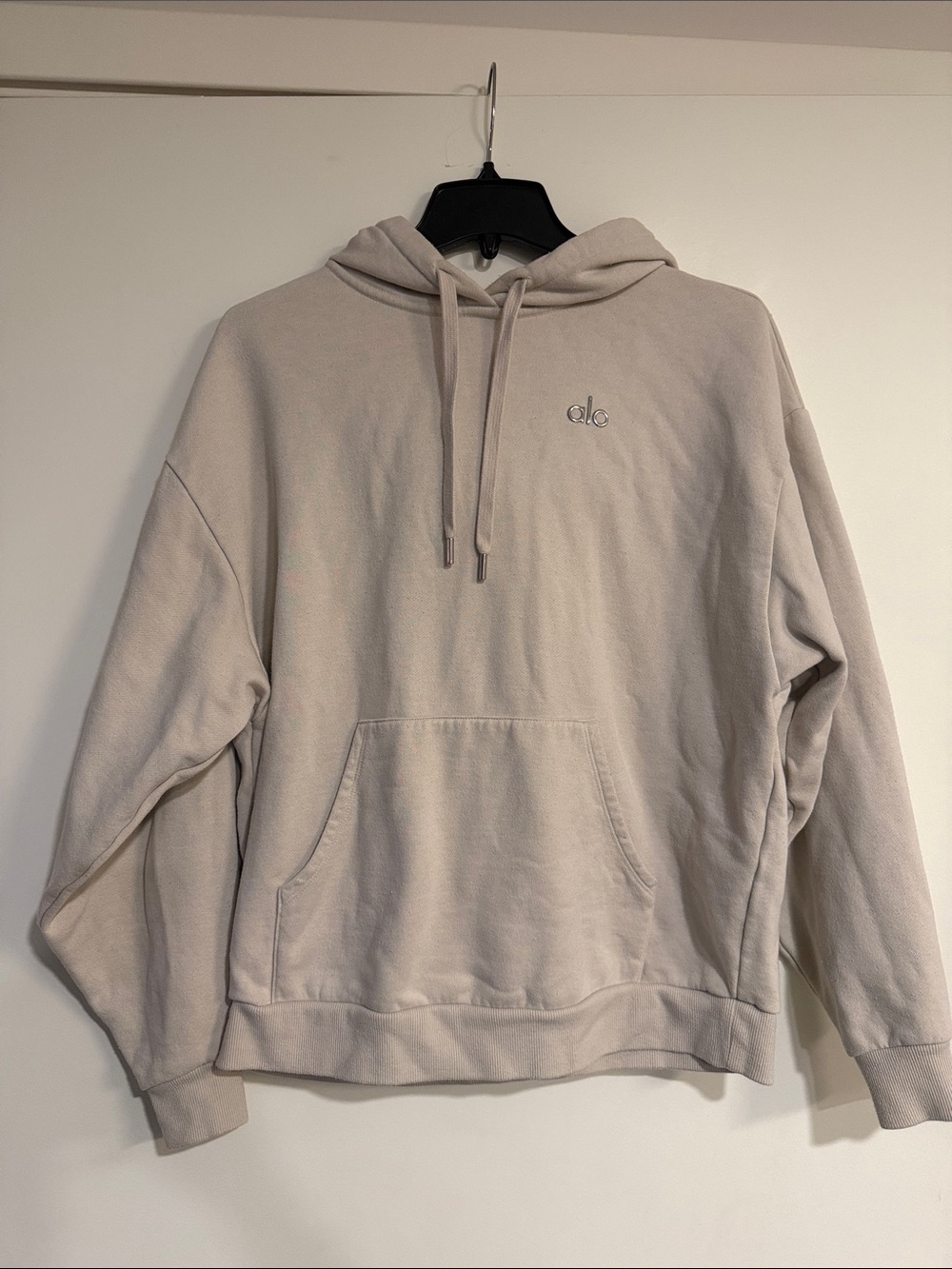 ALO Yoga women's Hoodie in Light Beige